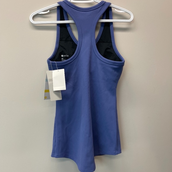 Zella built in bra tank - Picture 5 of 5